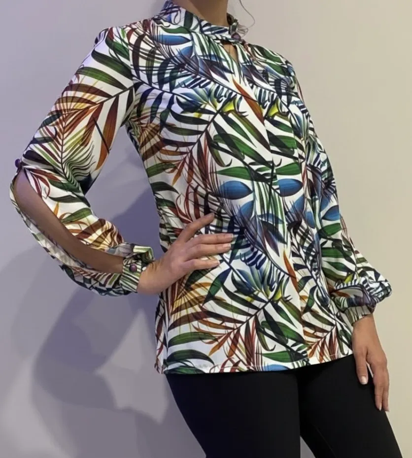 Tropical leaf print blouse with gathered cuffs
